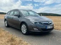 Gebraucht Opel Astra 125 PS (91 kW) 2010 Grau Kombi