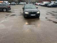 Gebraucht BMW 318 143 PS (105 kW) 2011 Schwarz Kombi