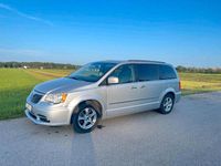 Gebraucht Lancia Voyager Gold 164 PS (120 kW) 2012 Silber Van / Kleinbus