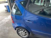 Gebraucht Mercedes A190 125 PS (91 kW) 2001 Blau Kleinwagen