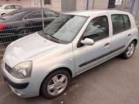 Gebraucht Renault Clio II 75 PS (55 kW) 2004 Silber Limousine