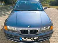 Gebraucht BMW 318 Basis 118 PS (86 kW) 1999 Blau Limousine
