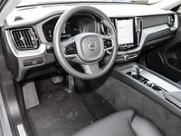 Gebraucht Volvo XC60 145 PS (106 kW) 2023 SUV