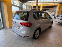 Gebraucht VW Touran 110 PS (80 kW) 2015 Silber Van / Kleinbus