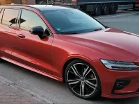 Gebraucht Volvo V60 R-Design 310 PS (228 kW) 2019 Rot Kombi