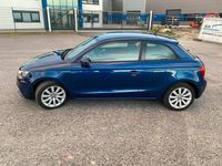 Gebraucht Audi A1 86 PS (63 kW) 2012 Blau Kleinwagen