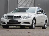 Gebraucht Mercedes E200 184 PS (135 kW) 2010 Weiß Limousine