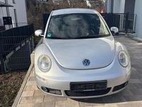 Gebraucht VW New Beetle 105 PS (77 kW) 2010 Silber Kleinwagen