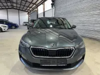 Gebraucht Skoda Scala Active 116 PS (85 kW) 2019 Grau Kleinwagen