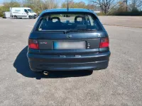Gebraucht Opel Astra 115 PS (84 kW) 1993 Schwarz Limousine