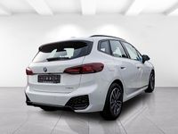 Gebraucht BMW 218 Active Tourer Performance 136 PS (100 kW) 2025 Weiß Van / Kleinbus