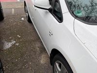 Gebraucht Opel Astra 120 PS (88 kW) 2014 Limousine