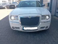 Gebraucht Chrysler 300C 218 PS (160 kW) 2010 Weiß Limousine
