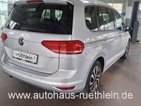 gebraucht VW Touran TSI Active150 PS Automatik
