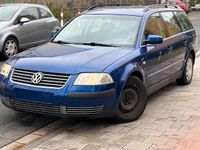 Gebraucht VW Passat 115 PS (84 kW) 2005 Blau Kombi