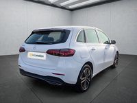 Gebraucht Mercedes B250e 218 PS (160 kW) 2025 Weiß Van / Kleinbus
