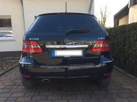 Gebraucht Mercedes B200 140 PS (102 kW) 2010 Schwarz Van / Kleinbus