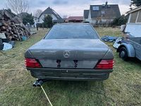 Gebraucht Mercedes 230 136 PS (100 kW) 1989 Silber Coupé