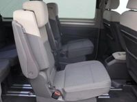 Second-hand VW Multivan Life 150 CP (110 kW) 2025 Monovolum