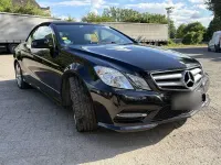 Gebraucht Mercedes E220 AMG 170 PS (125 kW) 2012 Schwarz Cabrio