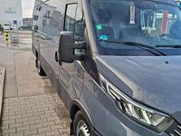 Gebraucht Iveco Daily 175 PS (128 kW) 2022 Grau Van