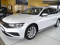 Gebraucht VW Passat Basis 150 PS (110 kW) 2022 Weiß Kombi