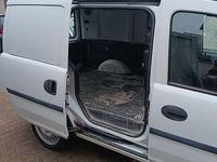 Second-hand Opel Combo 75 CP (55 kW) 2010 Alb Monovolum