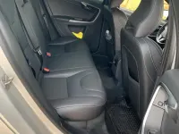 Gebraucht Volvo V60 190 PS (139 kW) 2018 Silber Kombi