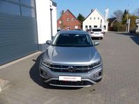 Gebraucht VW T-Roc Style 150 PS (110 kW) 2023 Silber SUV