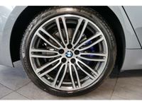 gebraucht BMW 540 Touring xDrive M-Sport NAV+LED+ACC+PANO+DAP