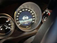 Gebraucht Mercedes E220 Elegance 170 PS (125 kW) 2015 Schwarz Limousine