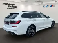 Gebraucht BMW 330e M Sport 292 PS (214 kW) 2022 Alpinweiß uni Kombi