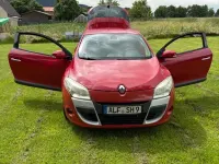 Gebraucht Renault Mégane Coupé Dynamique 110 PS (80 kW) 2009 Rot Coupé