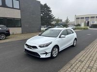 Gebraucht Kia Ceed Vision 101 PS (74 kW) 2024 Weiss Kleinwagen