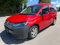 Gebraucht VW Caddy Basis 114 PS (83 kW) 2023 Kirschrot Van / Kleinbus