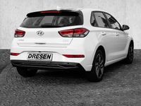 Gebraucht Hyundai i30 Trend 120 PS (88 kW) 2023 Weiss Limousine