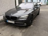 Gebraucht BMW 740 Performance 306 PS (225 kW) 2012 Grau Limousine