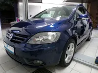 Gebraucht VW Golf VI United 140 PS (102 kW) 2009 Blau Kleinwagen