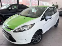 Gebraucht Ford Fiesta Ambiente 60 PS (44 kW) 2012 Weiß Kleinwagen