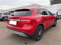 Gebraucht Mercedes GLA250 211 PS (155 kW) 2016 Rot SUV