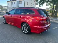 Gebraucht Ford Focus ST-Line 140 PS (102 kW) 2018 Rot Limousine