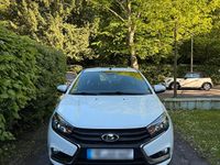 Second-hand Lada Vesta 102 CP (75 kW) 2019 Alb Berlinǎ