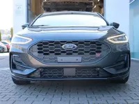 Neu Ford Focus ST 280 PS (205 kW) 2026 Magnetic metallic Limousine
