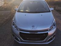 Gebraucht Peugeot 208 Style 82 PS (60 kW) 2017 Silber Kleinwagen