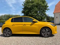Gebraucht Peugeot 208 Allure 102 PS (75 kW) 2021 Gelb Kleinwagen