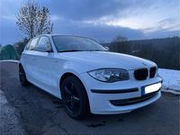 Gebraucht BMW 116 122 PS (89 kW) 2010 Weiß Kleinwagen
