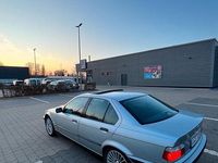 Gebraucht BMW 320 Sport Line 150 PS (110 kW) 1997 Grau Limousine