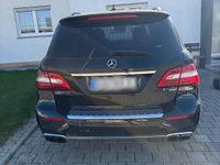 Gebraucht Mercedes ML63 AMG AMG 557 PS (409 kW) 2012 Schwarz SUV