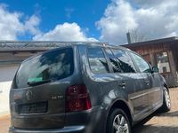 Gebraucht VW Touran 140 PS (102 kW) 2007 Grau Van / Kleinbus