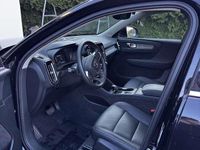 Nowe Volvo XC40 Plus 247 KM (181 kW) 2025 Czarny SUV